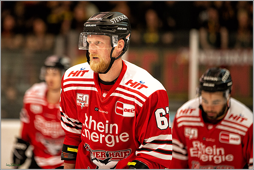 PENNY DEL;  Testspiel 2 Koelner Haie- SC Bern; Koeln, 20.08.2022